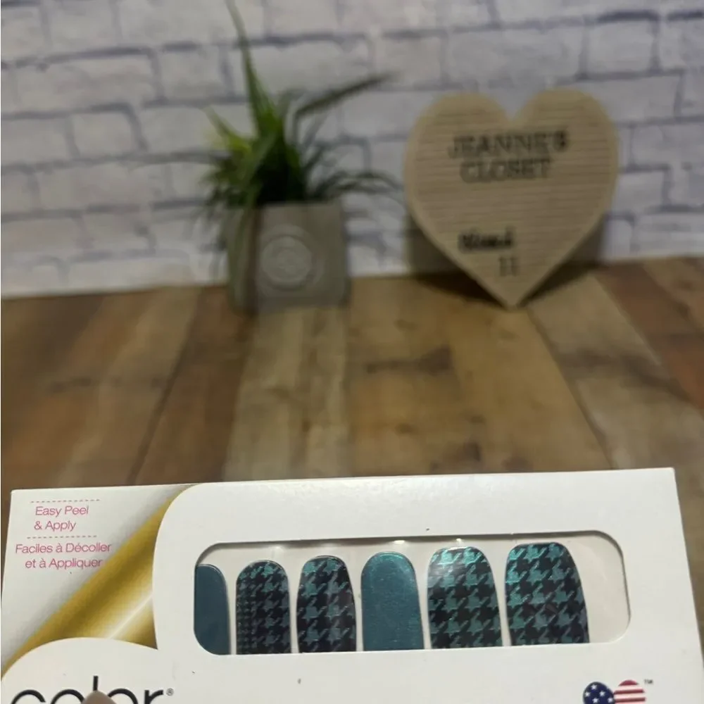 Color Street Nail Polish Strips 4 Pack Bundle  - Brand New.